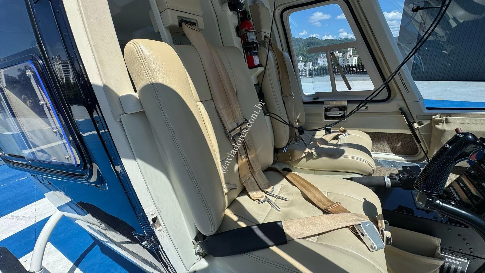 Bell Helicopter 206B - JETRANGER III - foto 7