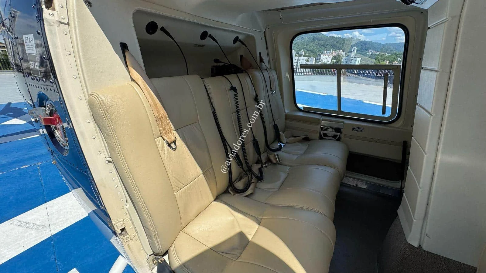 Bell Helicopter 206B - JETRANGER III - foto 6