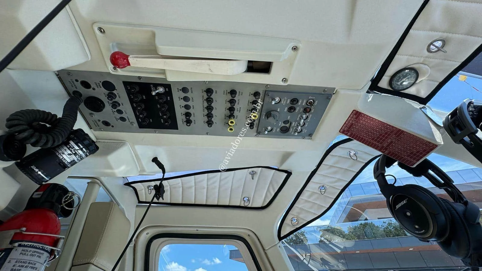 Bell Helicopter 206B - JETRANGER III - foto 8