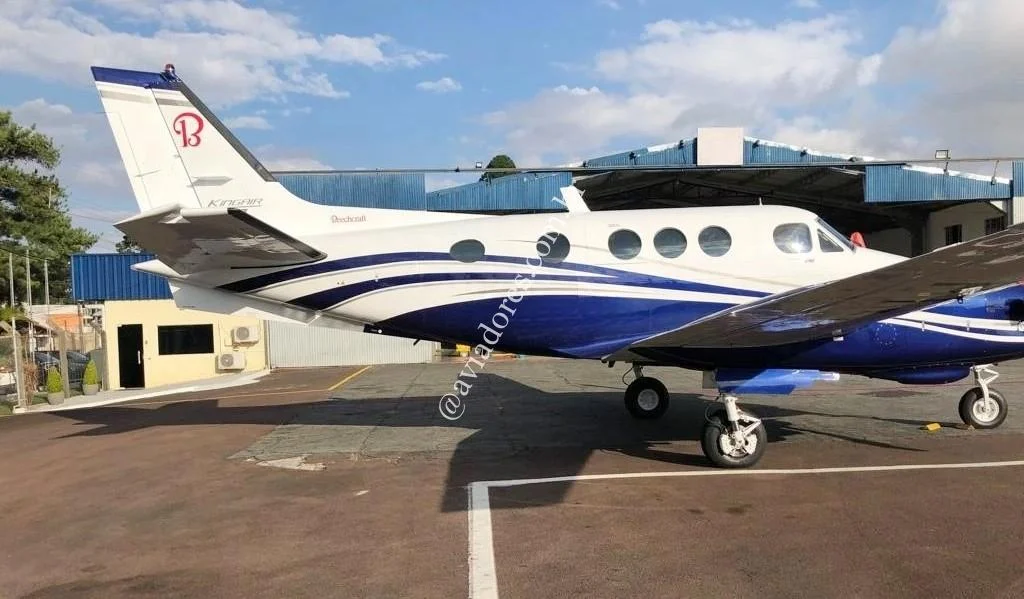 BEECHCRAFT CORPORATION KING AIR C90 - foto 12