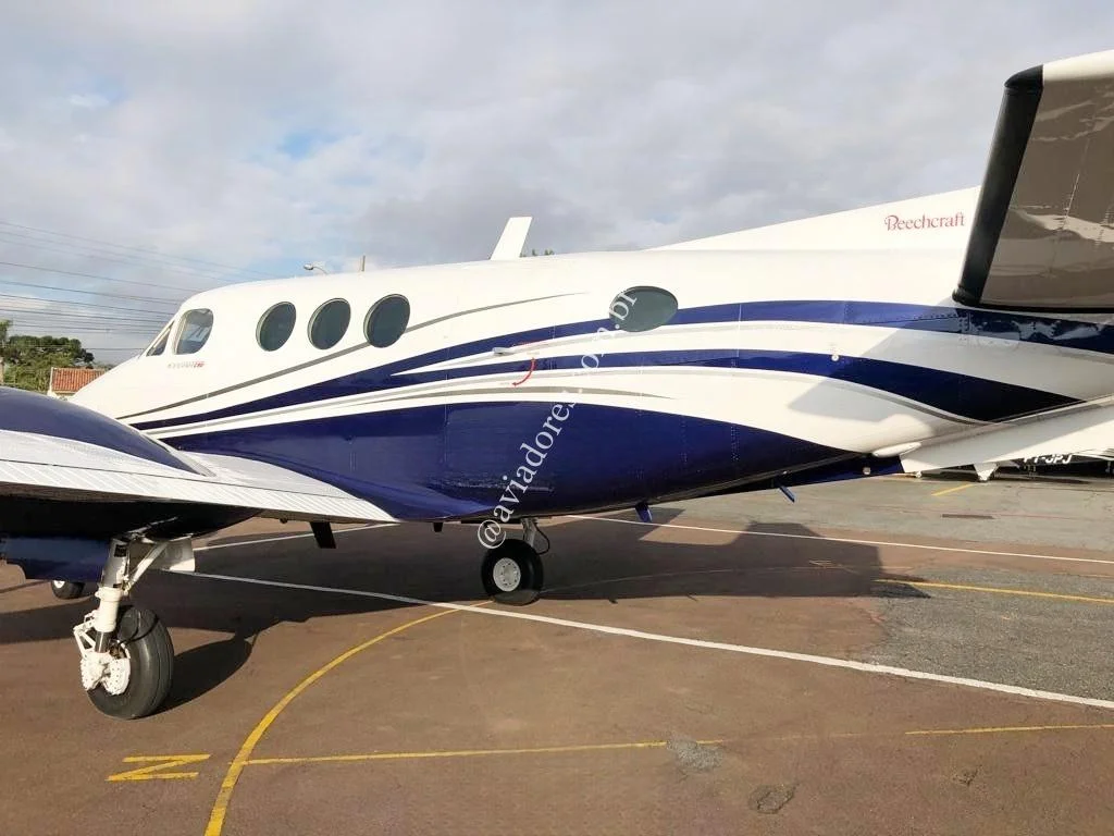 BEECHCRAFT CORPORATION KING AIR C90 - foto 25