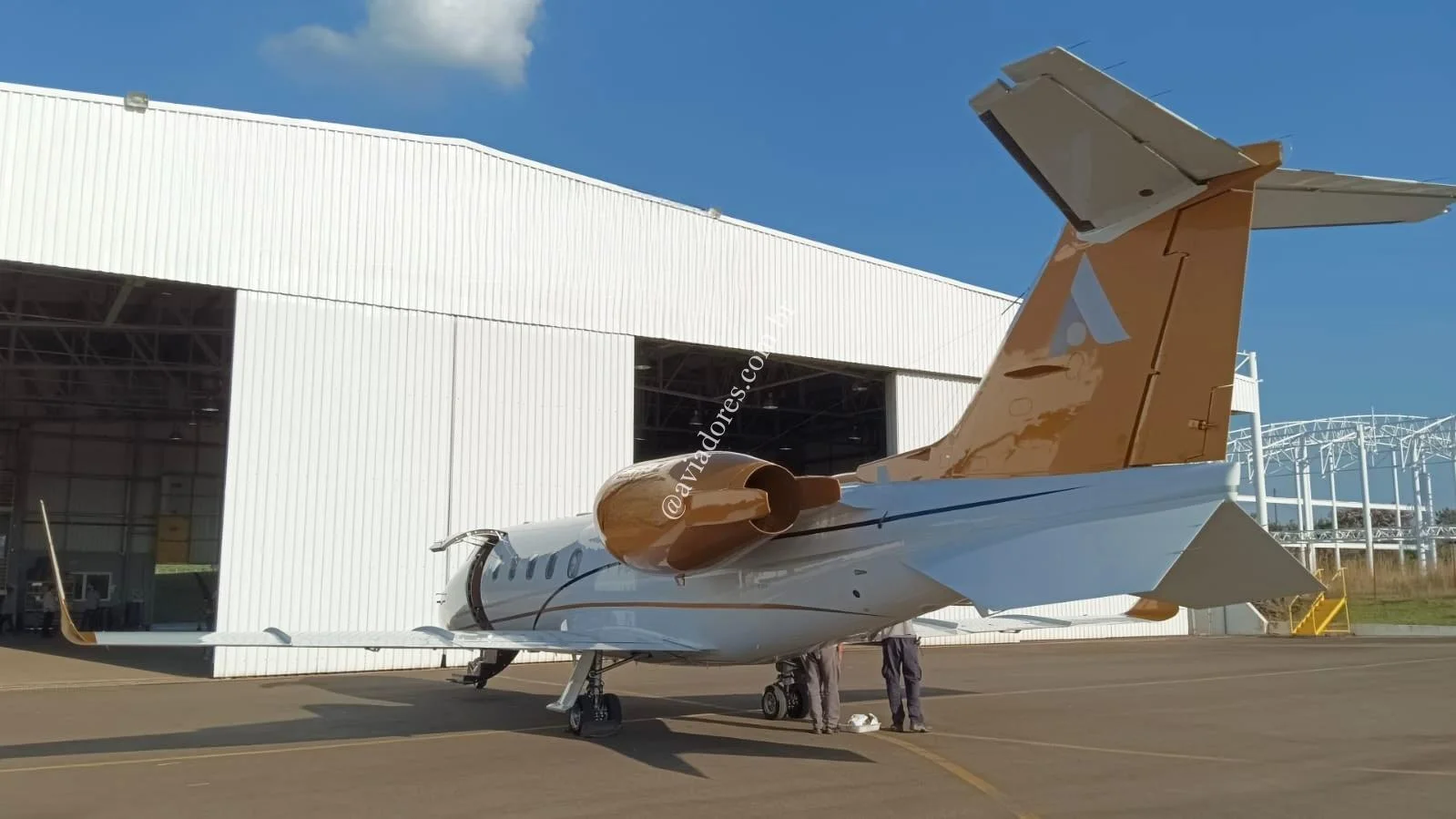Bombardier Learjet 60 - foto 11