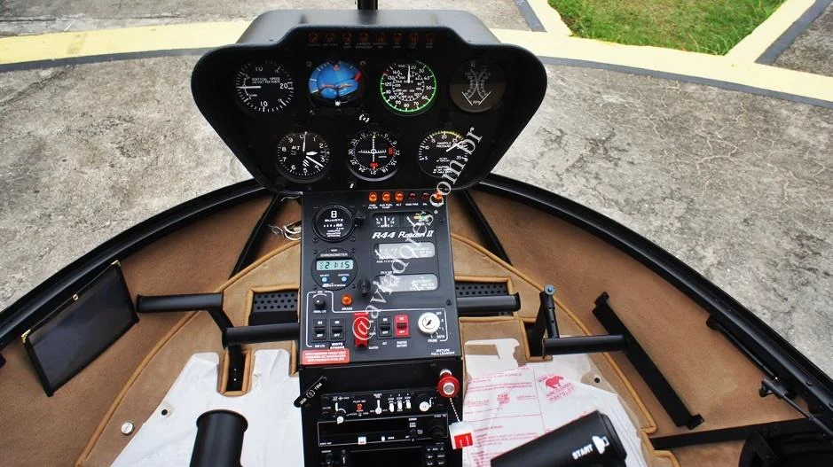 Robinson Helicopter R44 RAVEN II - foto 3