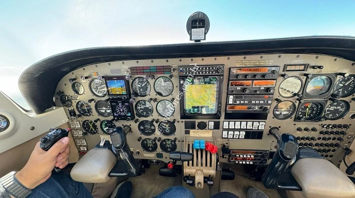 Piper Aircraft PA-34-220T - SENECA IV - foto 3