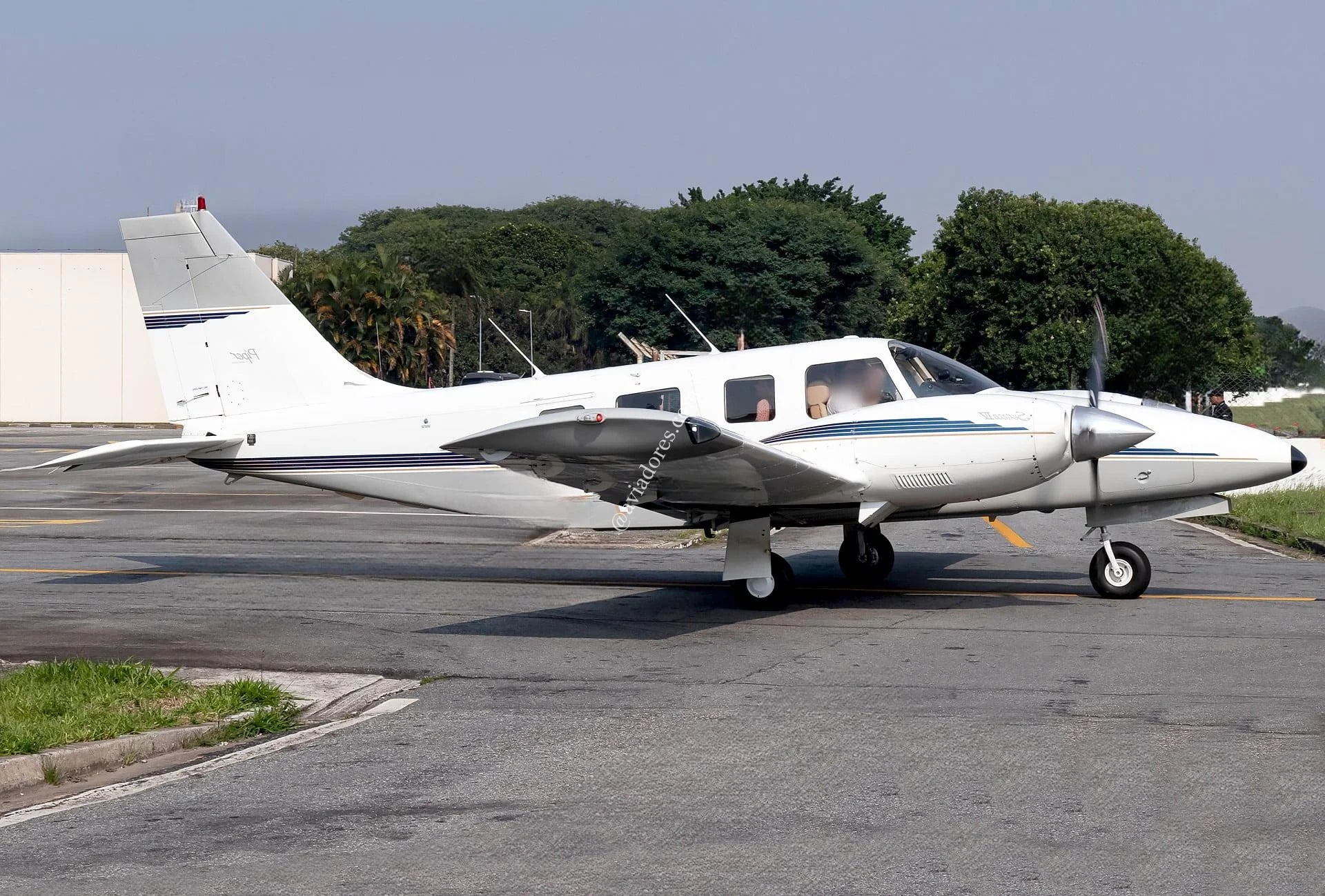 Piper Aircraft PA-34-220T - SENECA IV - foto 13