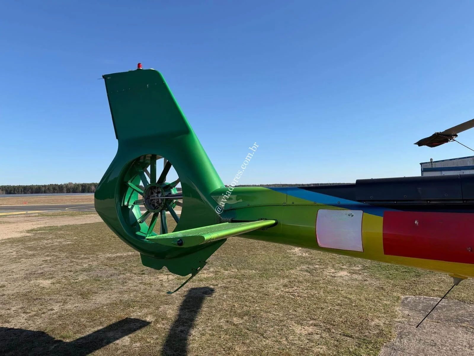 Airbus Helicopters EC130B4 - foto 11