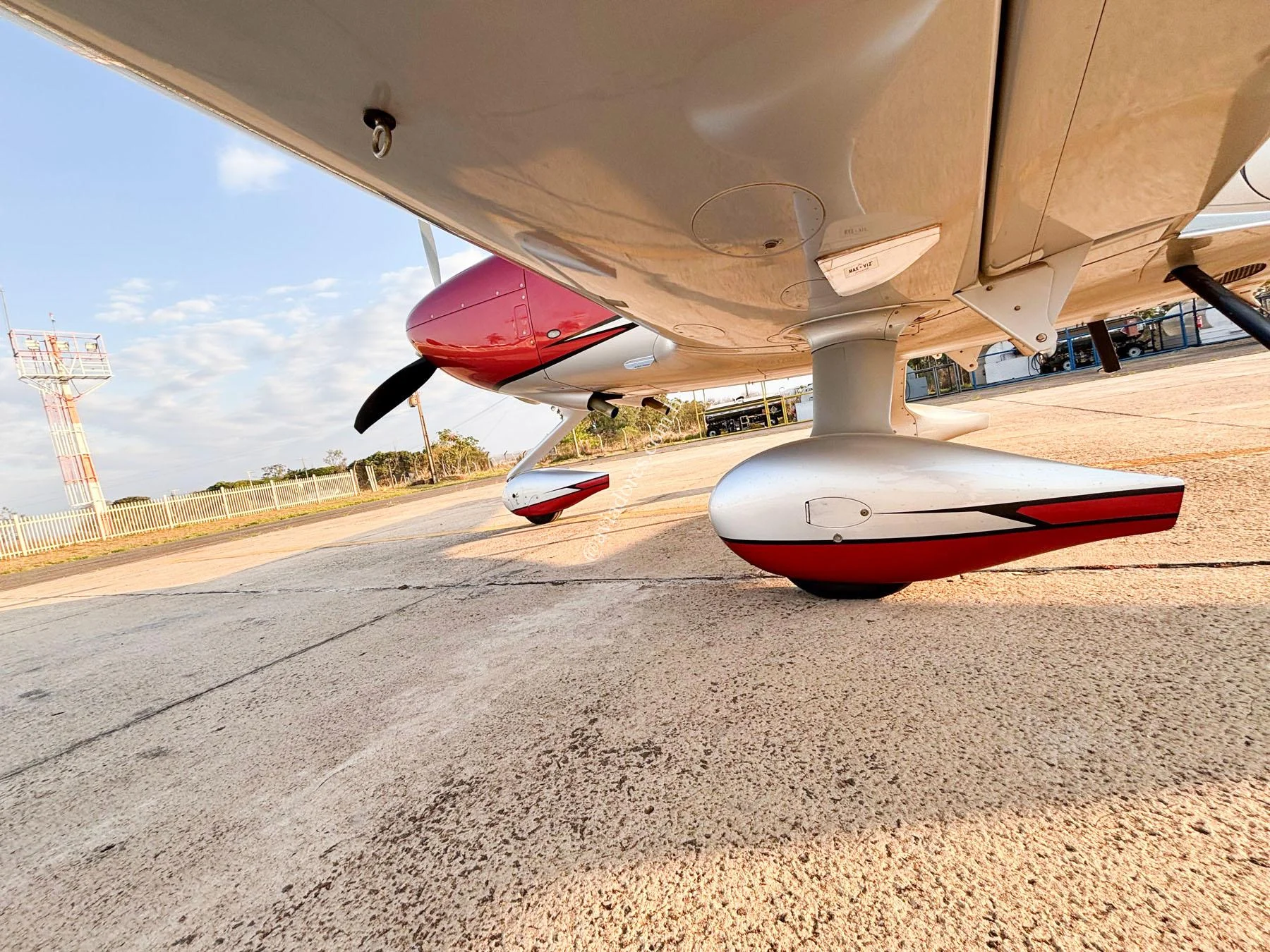 Cirrus Aircraft SR22 G6 GTS CARBON - foto 15