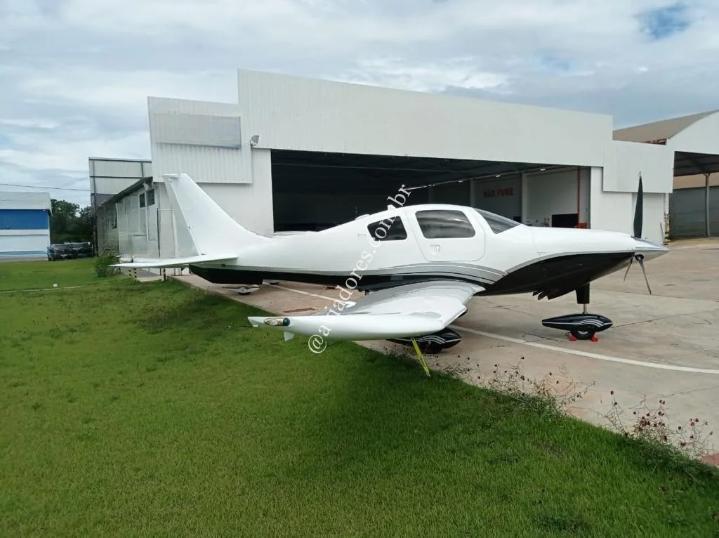 Cessna Aircraft COLUMBIA 400 – LC41-550FG - foto 2