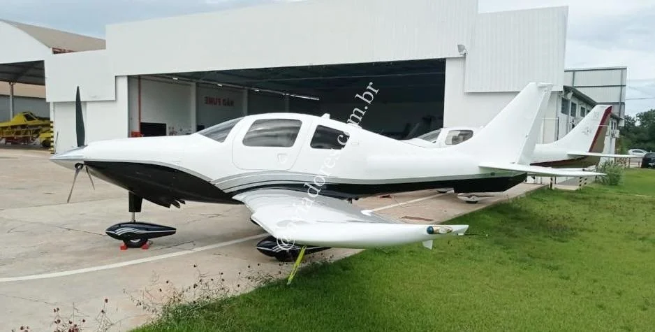 Cessna Aircraft COLUMBIA 400 – LC41-550FG - foto 11