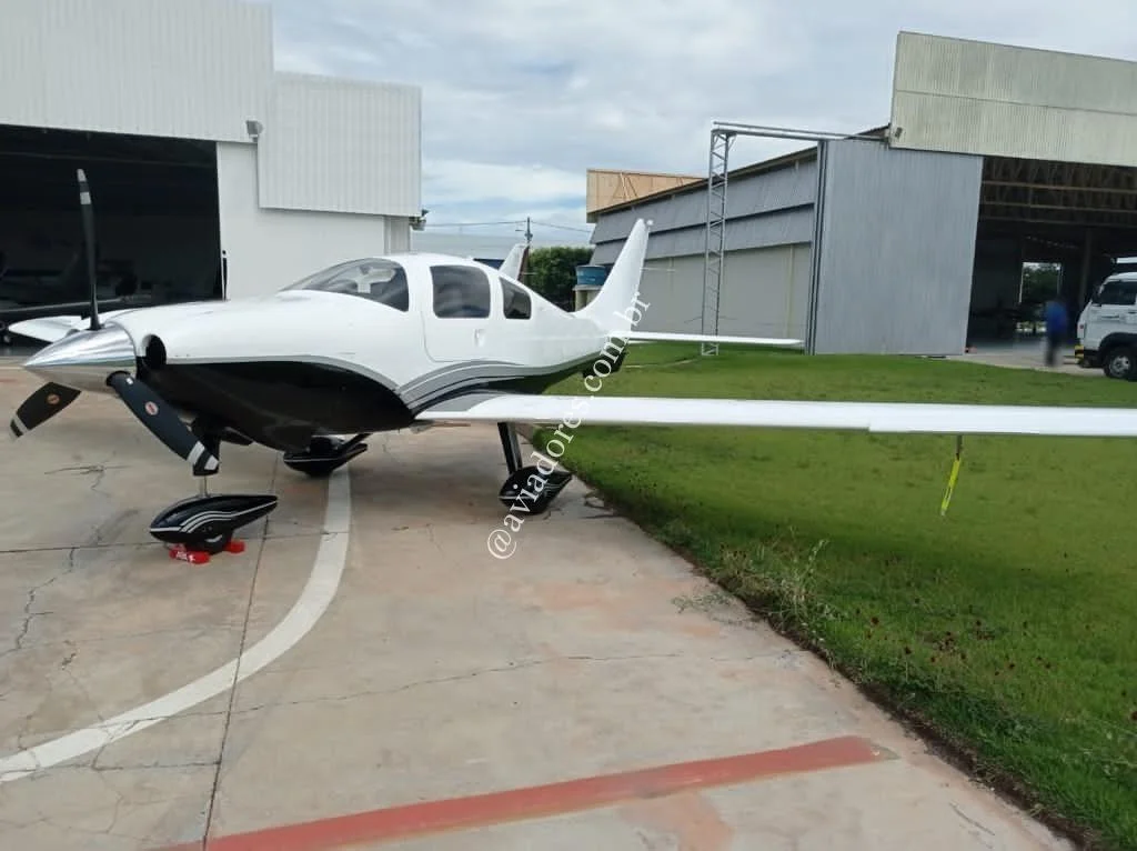 Cessna Aircraft COLUMBIA 400 – LC41-550FG - foto 6