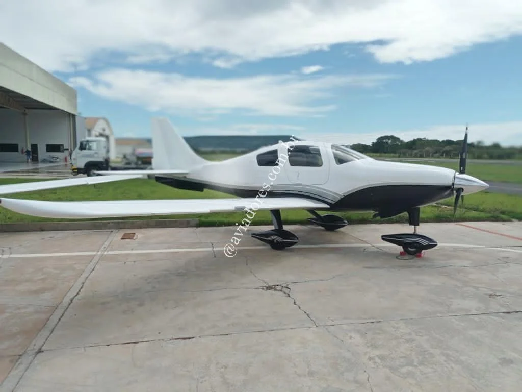 Cessna Aircraft COLUMBIA 400 – LC41-550FG - foto 8