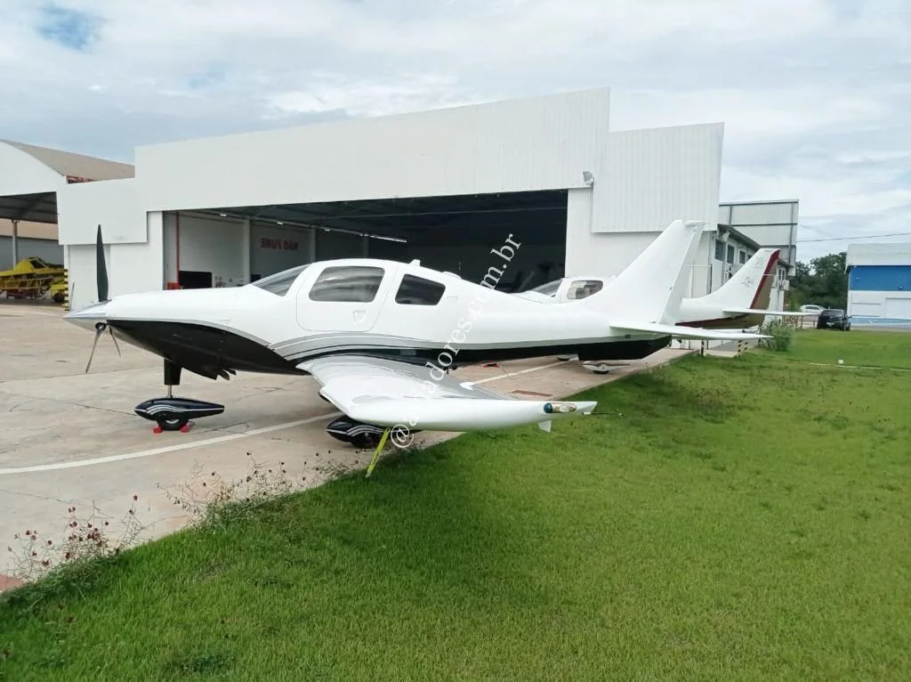 Cessna Aircraft COLUMBIA 400 – LC41-550FG - foto 12