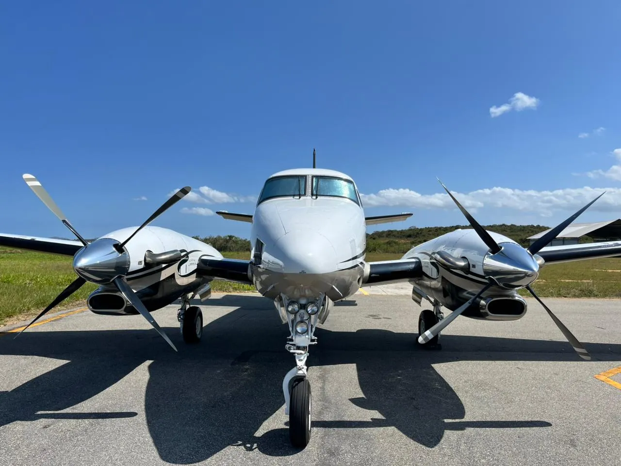 BEECHCRAFT CORPORATION King Air C90B - foto 13