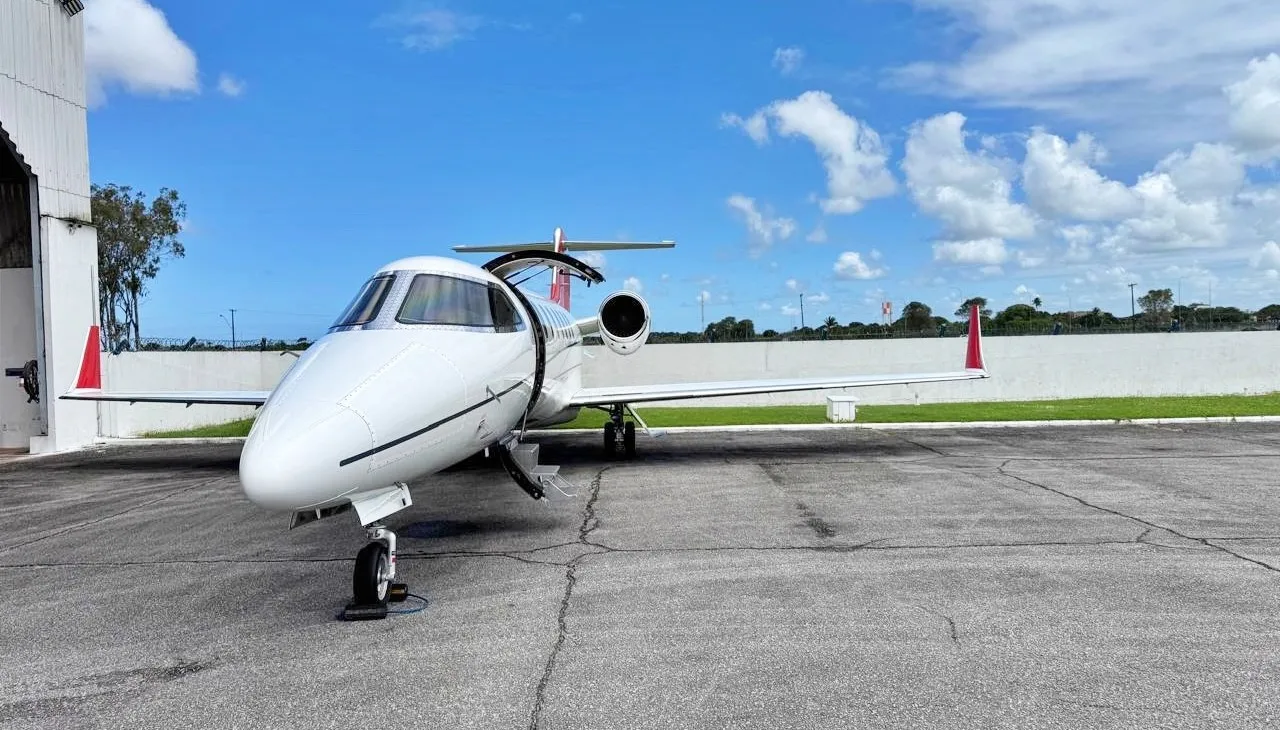 Bombardier Learjet 40 - foto 12