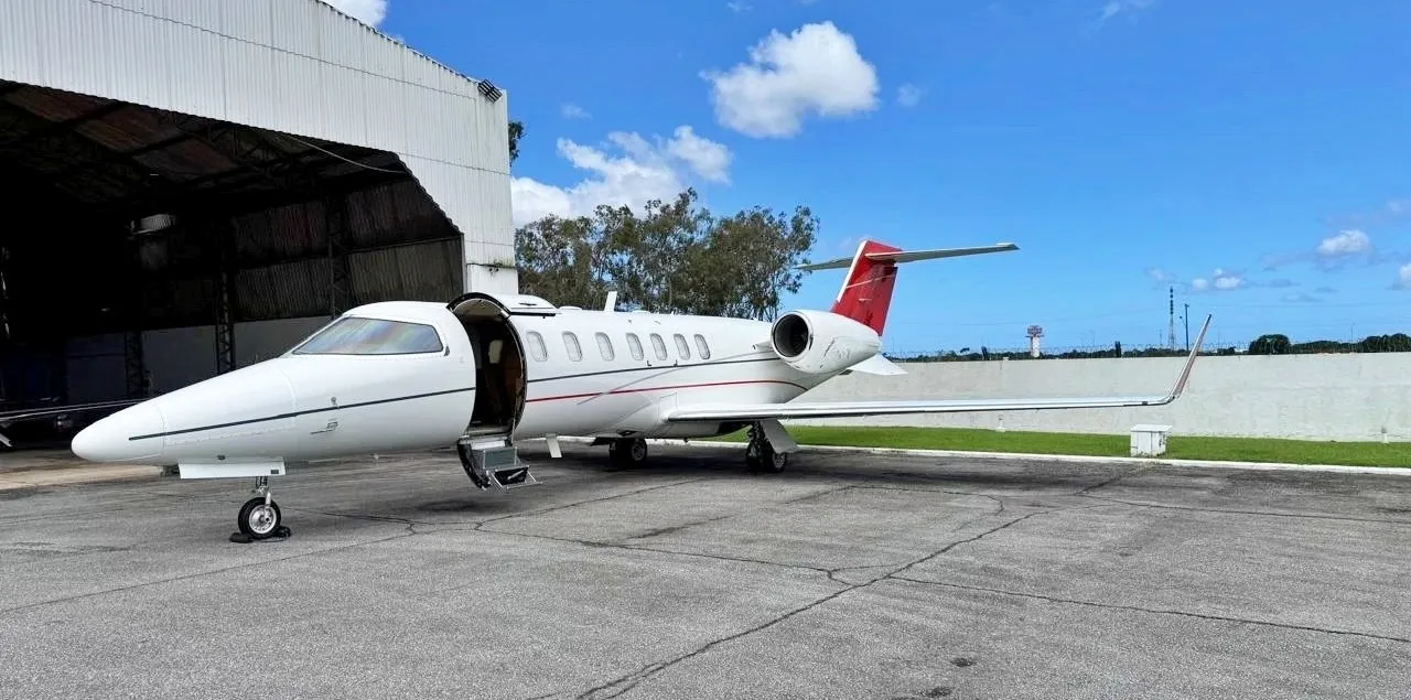 Bombardier Learjet 40 - foto 11