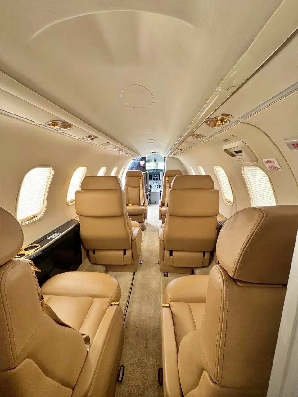 Bombardier Learjet 40 - foto 8