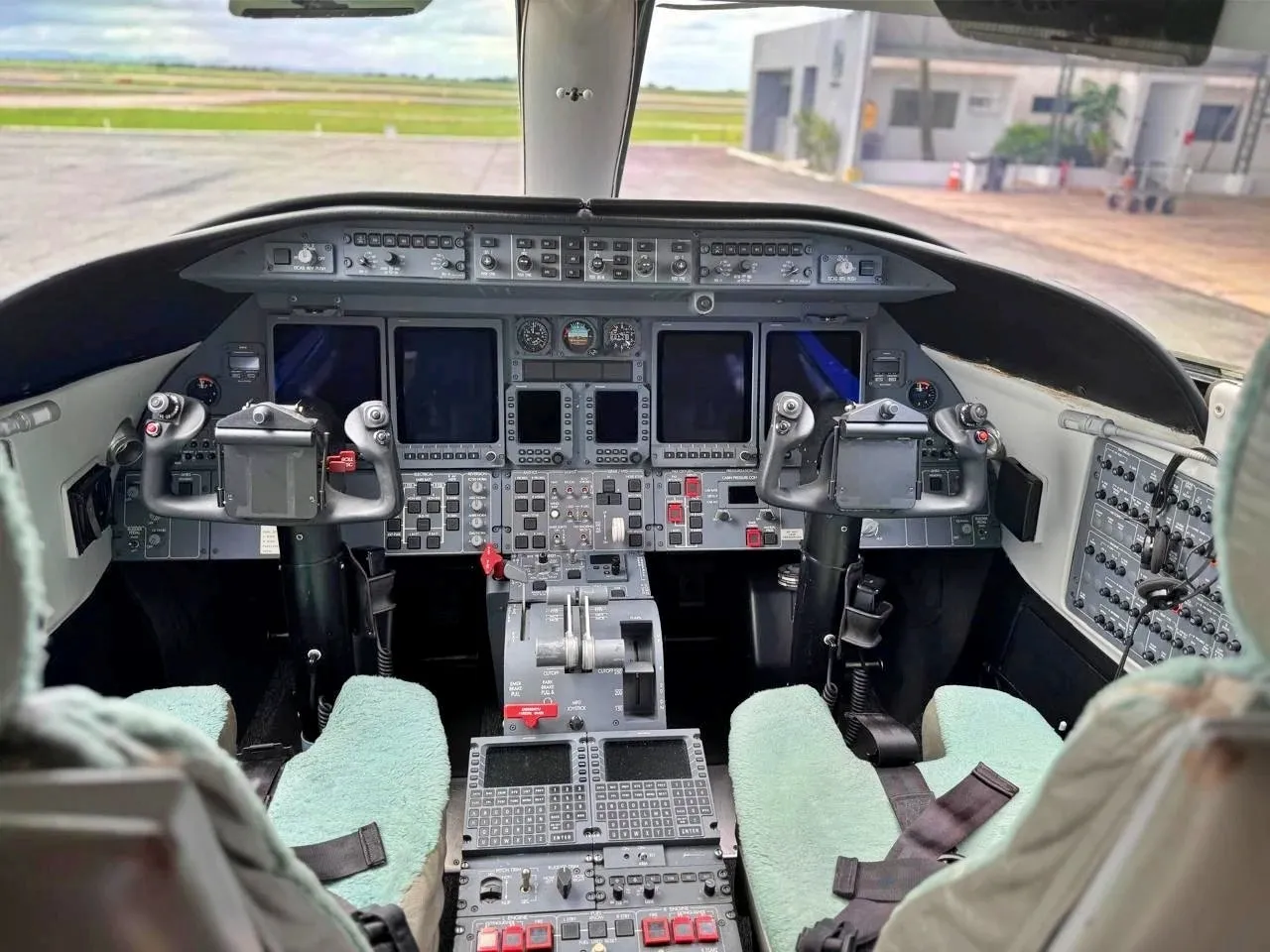 Bombardier Learjet 40 - foto 3