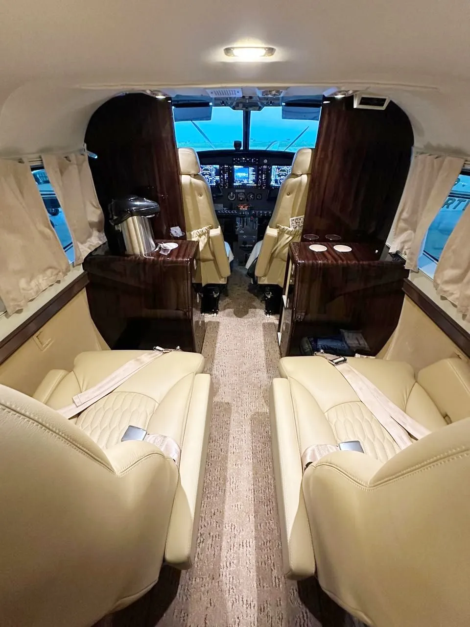 Cessna Aircraft 208B GRAND CARAVAN - foto 11