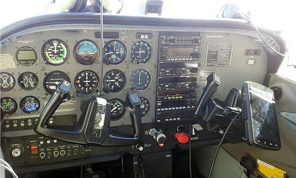 Cessna Aircraft 172 S Skyhawk - foto 11