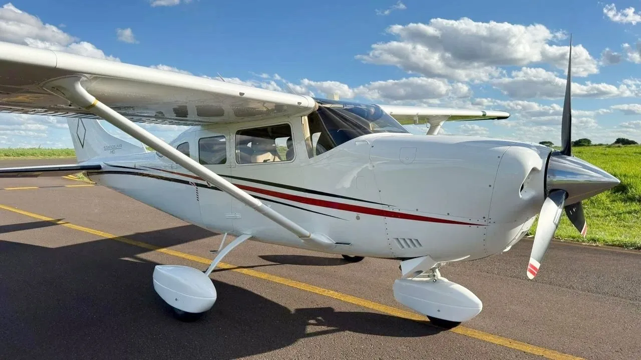 Cessna Aircraft T206H TURBO STATIONAIR - foto 12