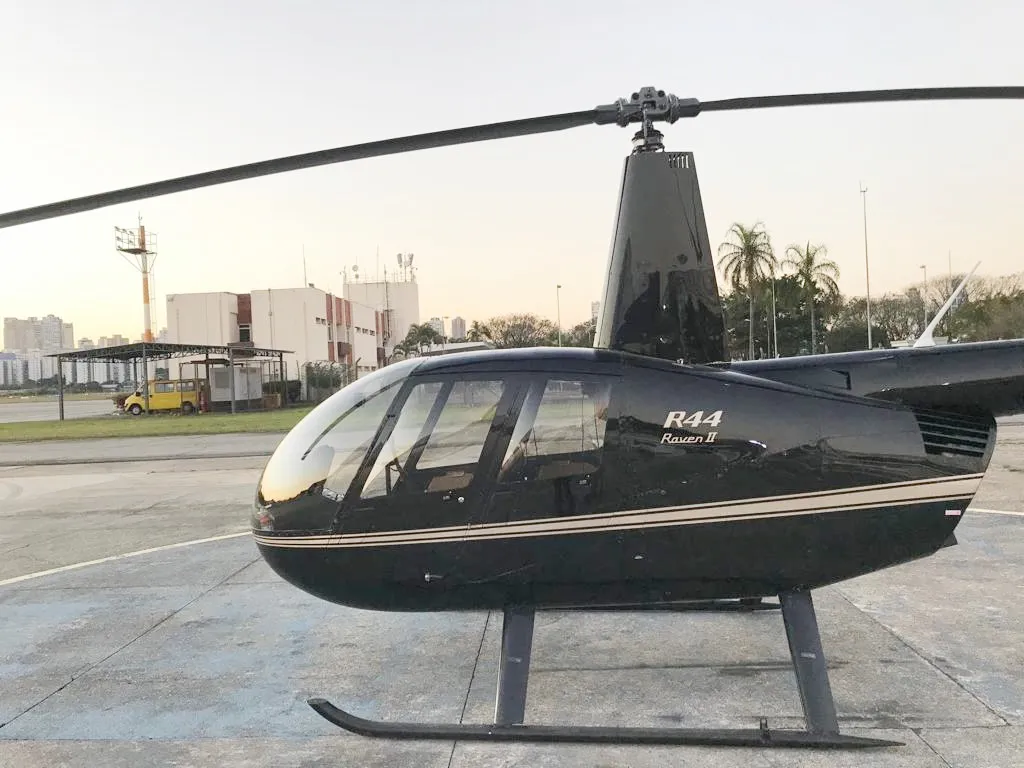 Robinson Helicopter R44 RAVEN II - foto 3