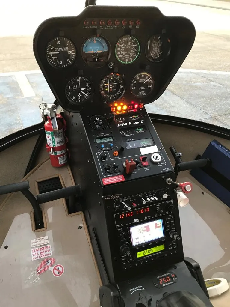 Robinson Helicopter R44 RAVEN II - foto 7